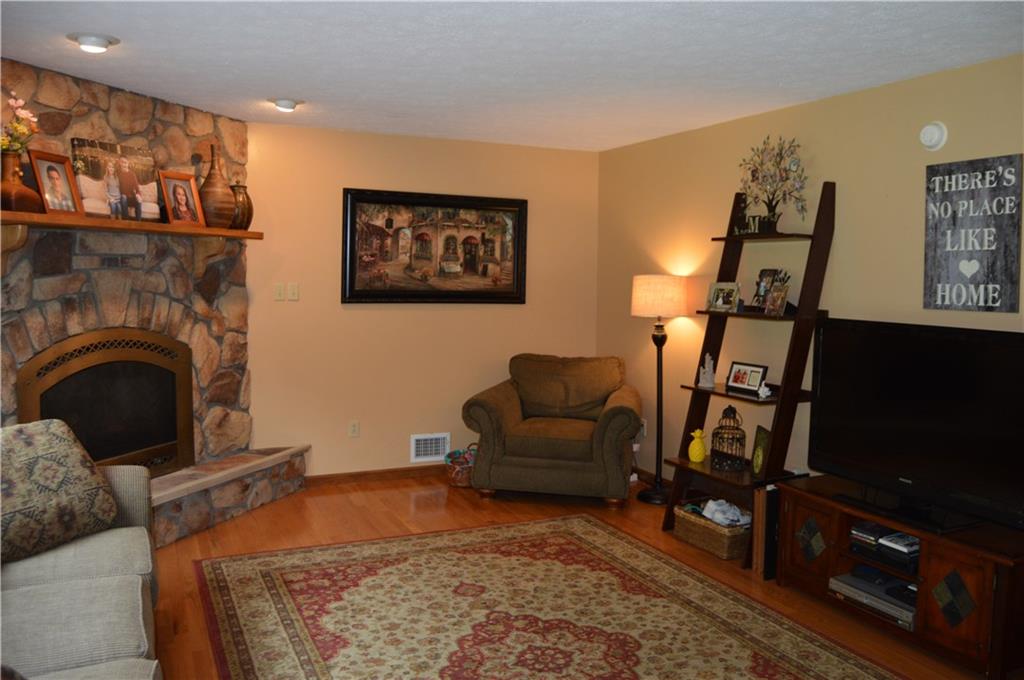 123 Ridgecrest Drive Freeport, PA 16229 - Photo 8 of 25
