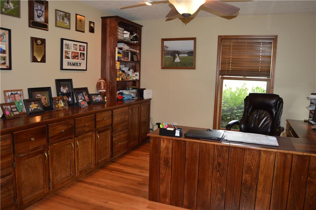 123 Ridgecrest Drive Freeport, PA 16229 - Photo 9 of 25