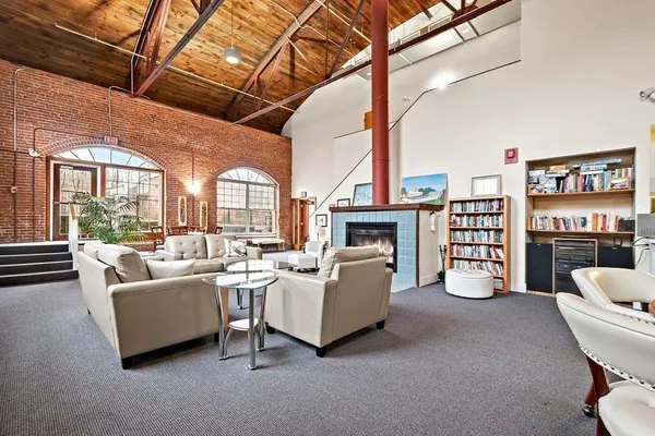 $2,400 | 7 South Stone Mill Drive, Unit 524, Dedham, MA 02026