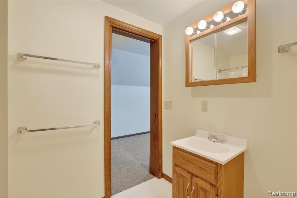 5099 Shields Road Holly, MI 48442 - Photo 39 of 89 Gallery Image 39