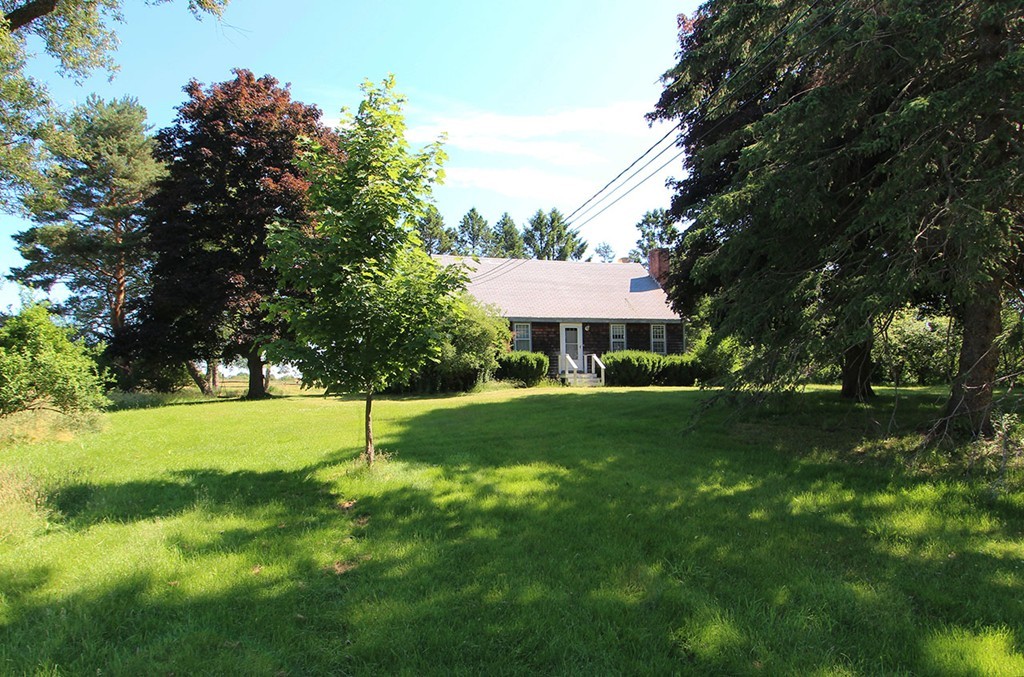 6 Chebacco Road Ipswich, MA 01938 - Photo 3 of 11 a view of a house with a yard