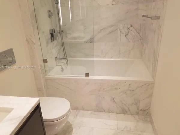 $898,000 | 1451 Brickell Avenue, Unit 1206, Miami, FL 33131