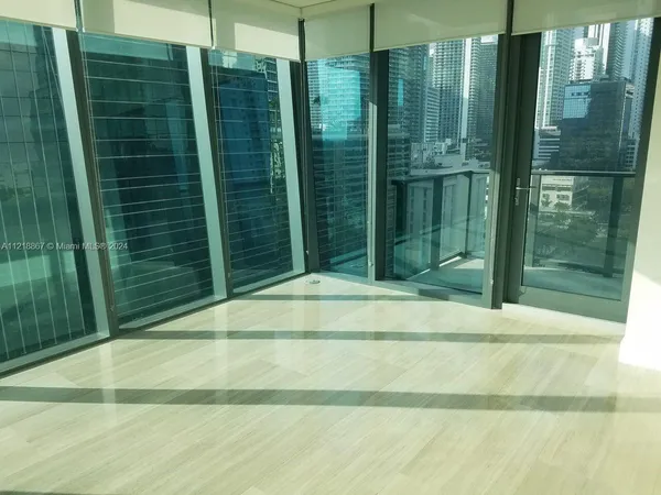 $898,000 | 1451 Brickell Avenue, Unit 1206, Miami, FL 33131