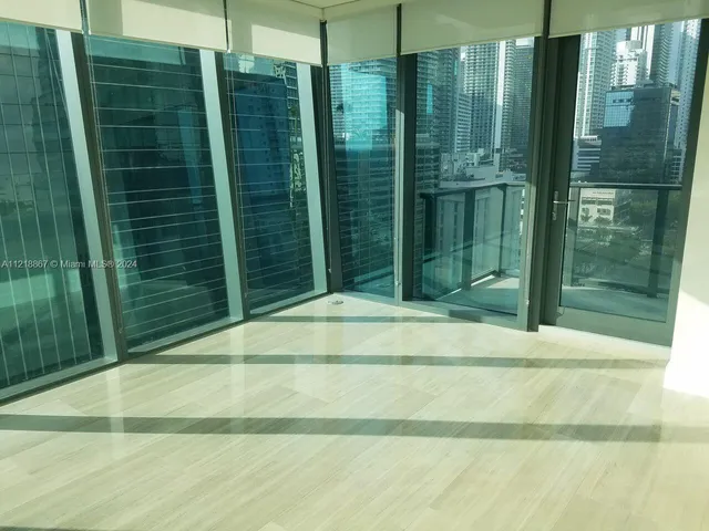 $898,000 | 1451 Brickell Avenue, Unit 1206, Miami, FL 33131