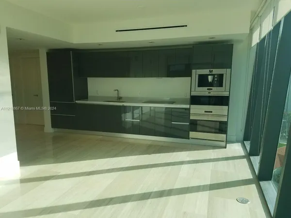 $898,000 | 1451 Brickell Avenue, Unit 1206, Miami, FL 33131