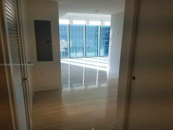 $898,000 | 1451 Brickell Avenue, Unit 1206, Miami, FL 33131