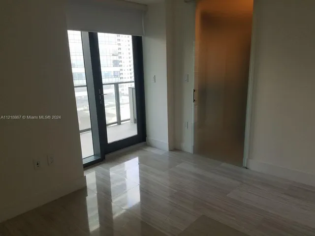 $898,000 | 1451 Brickell Avenue, Unit 1206, Miami, FL 33131