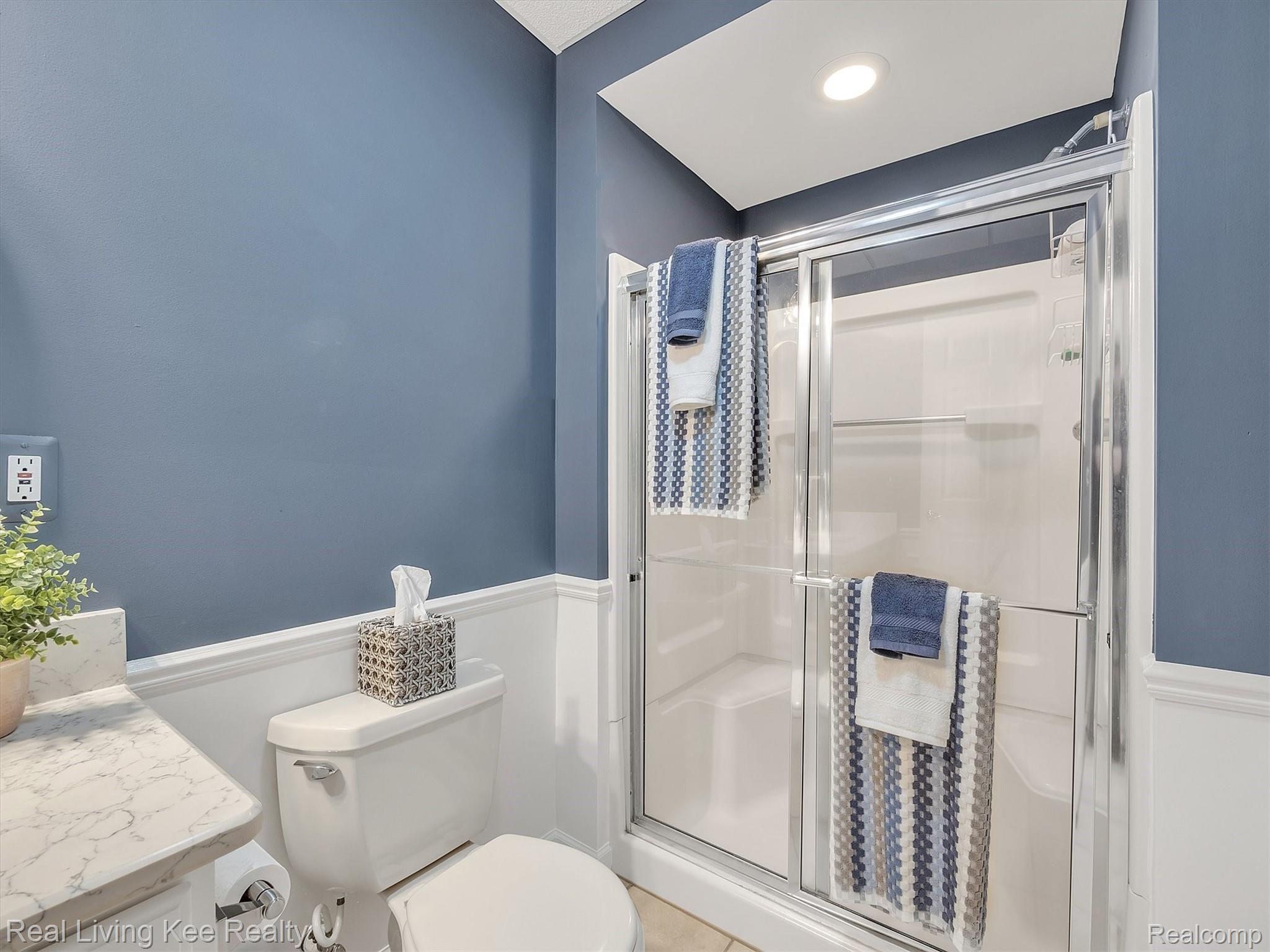 3909 White Tail Drive Rochester, MI 48306 - Photo 56 of 80 56--windowstill-realestate-photography-56.jpg