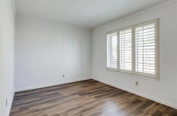 $2,050 | 13853 Leinsper Green Drive, Dallas, TX 75240