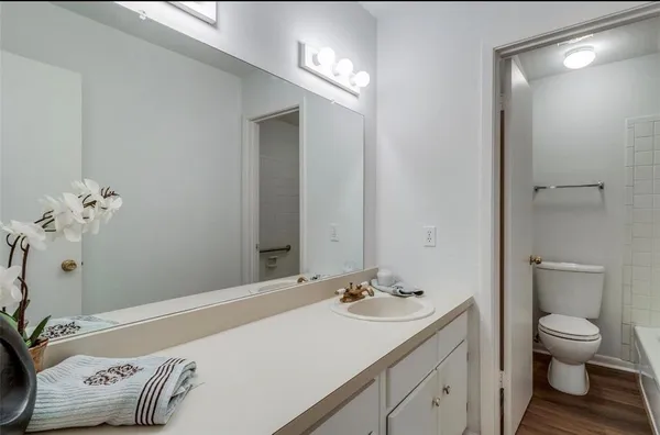 $2,050 | 13853 Leinsper Green Drive, Dallas, TX 75240