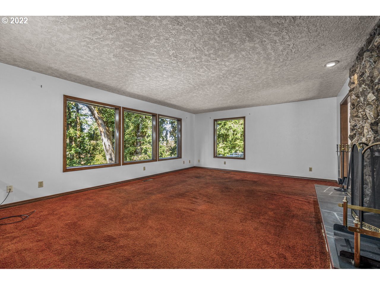 14816 Quall Road Northeast Silverton, OR 97381 - Photo 7 of 33 Gallery Image 7