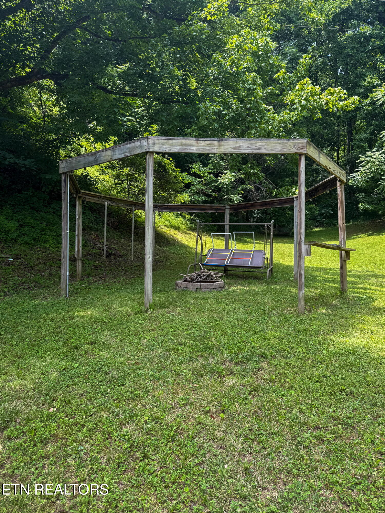 975 Roman Way Cosby, TN 37722 - Photo 31 of 36 IMG_0835