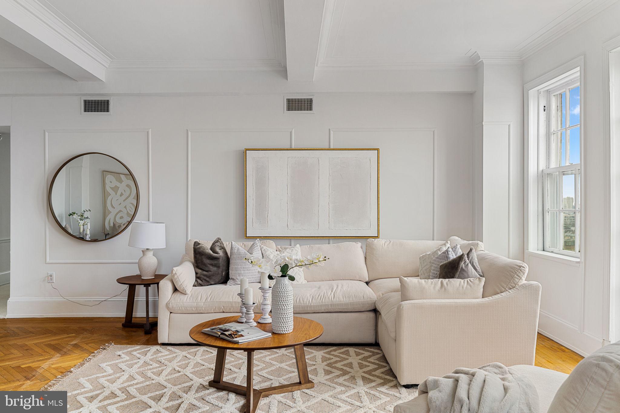 1900 Rittenhouse Square, Unit 12B Philadelphia, PA 19103 - Photo 39 of 41 Living Area