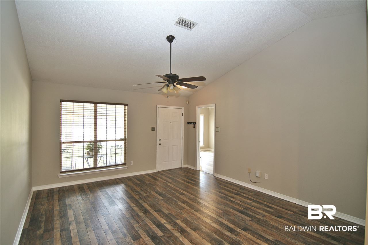 831 Copperfield Drive South Mobile, AL 36608 - Photo 11 of 24 Living