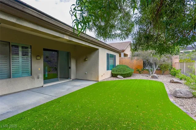 $2,950 | 27 Gladewater Drive, Henderson, NV 89052