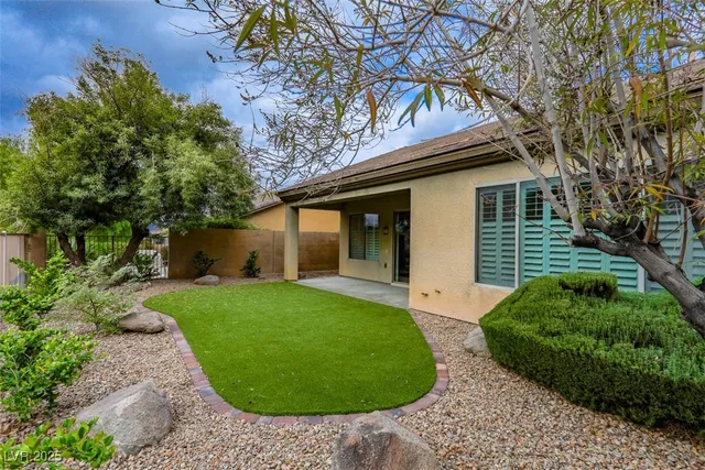 $2,950 | 27 Gladewater Drive, Henderson, NV 89052