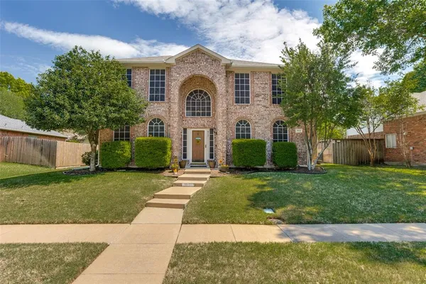 $525,000 | 913 Aylesbury Drive, Allen, TX 75002