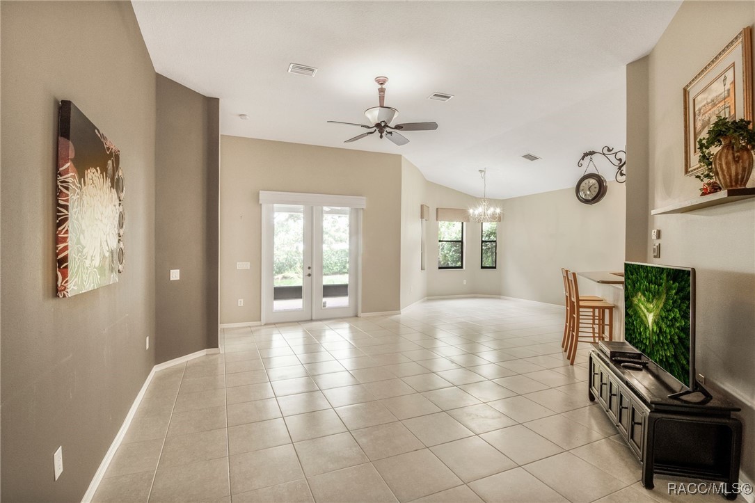 1052 West Diamond Shore Loop Hernando, FL 34442 - Photo 7 of 45