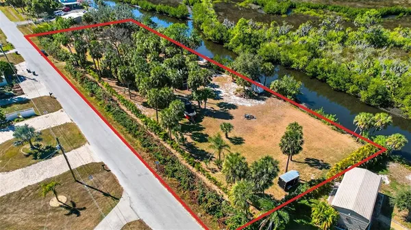 $450,000 | 2619 River Bend Drive, Ruskin, FL 33570