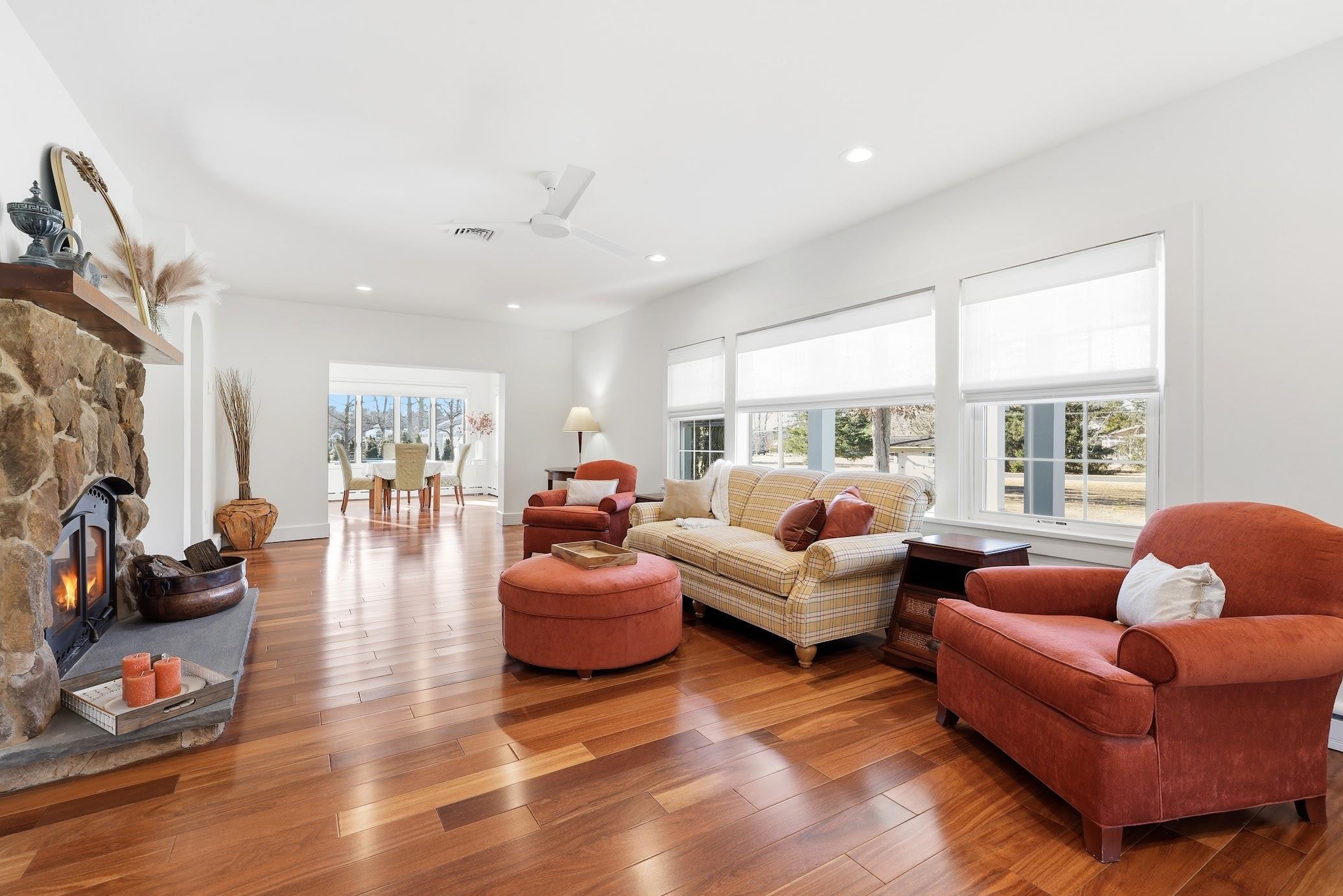 862 Central Hammonton, NJ 08037 - Photo 12 of 46 a living room with furniture and a large window