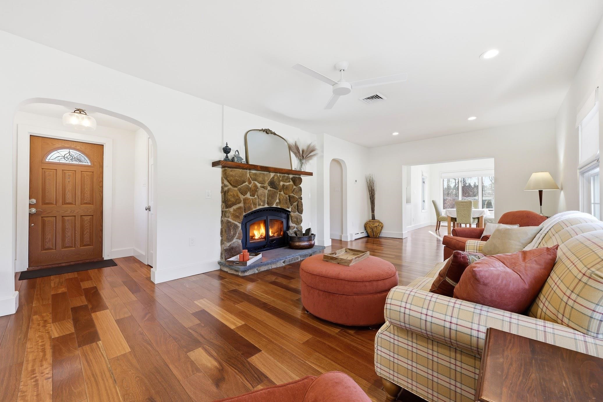 862 Central Hammonton, NJ 08037 - Photo 14 of 46 a living room with furniture and a fireplace