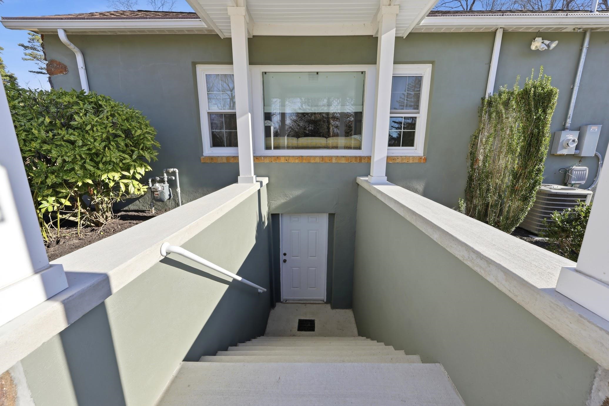 862 Central Hammonton, NJ 08037 - Photo 37 of 46 view of backyard with outdoor seating and green space
