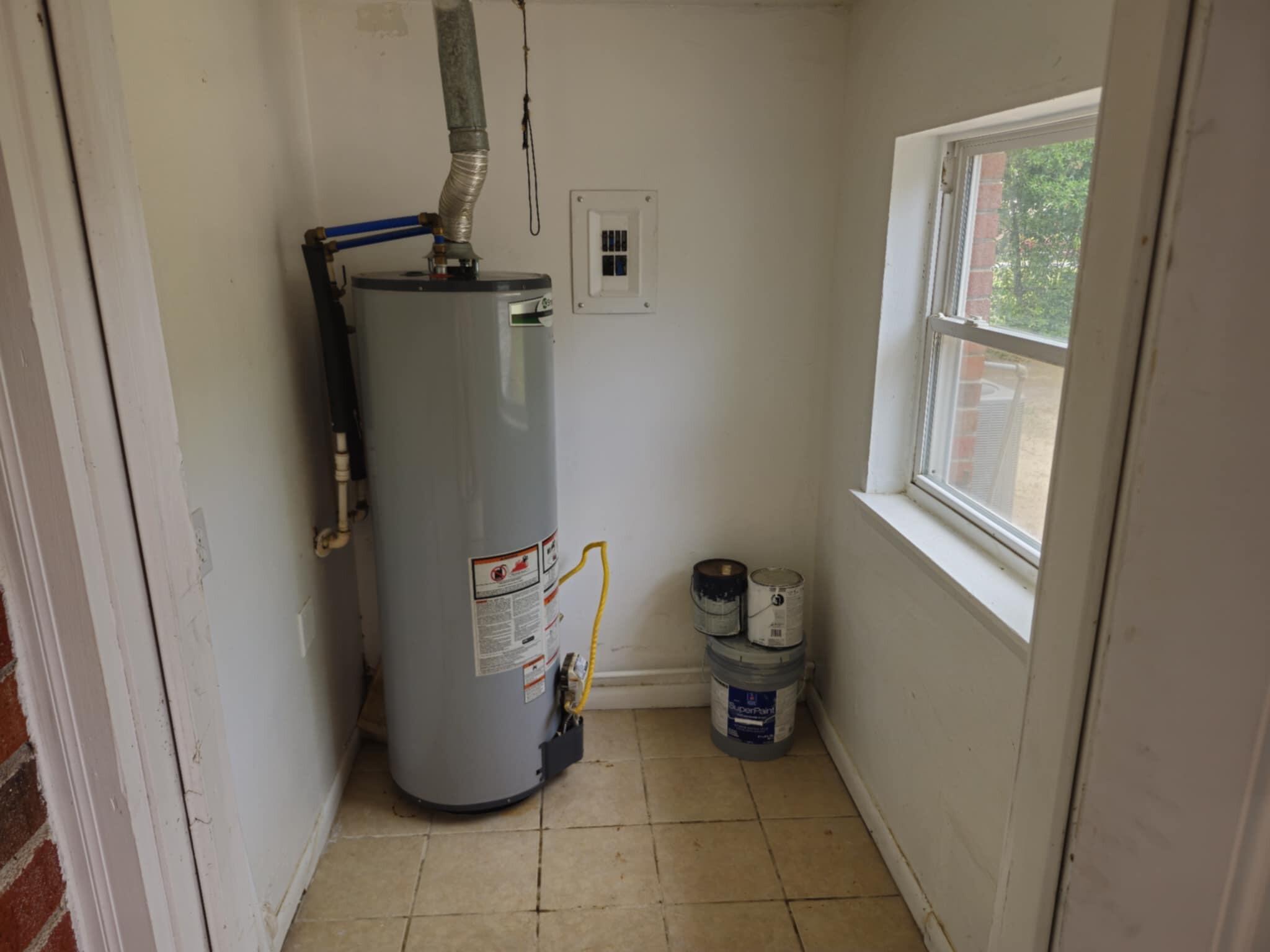 101 Blaylock Street Crestview, FL 32539 - Photo 20 of 21 Utility Room