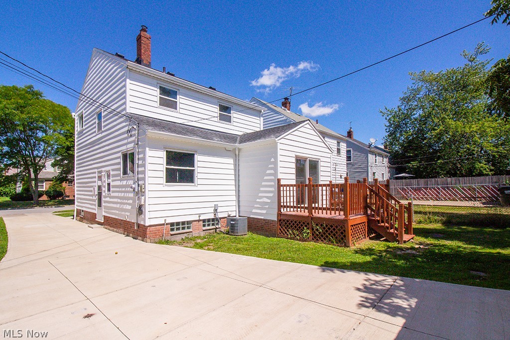 3954 Grosvenor Road Cleveland, OH 44118 - Photo 35 of 35