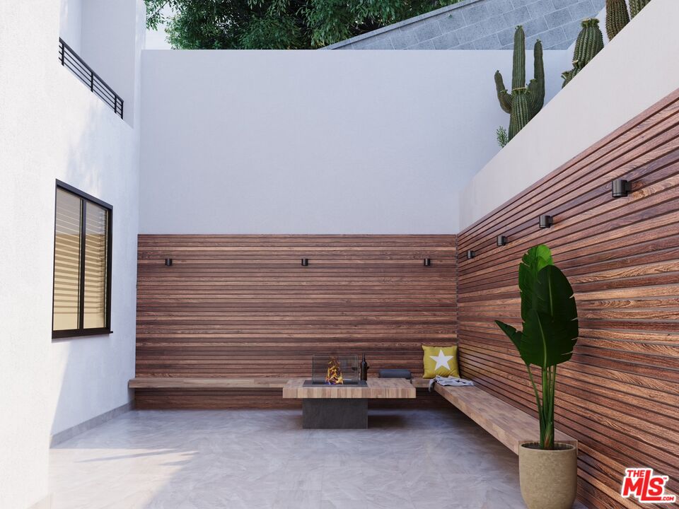 448 Beech Street Los Angeles, CA 90065 - Photo 15 of 31 a view of outdoor space with entryway