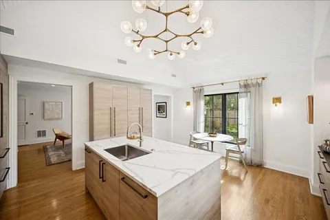 $1,995,000 | 335 Fairview Avenue, Winnetka, IL 60093