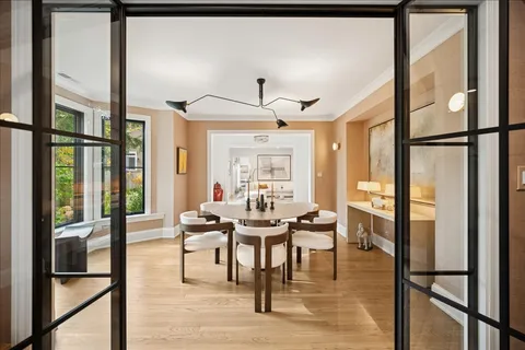 $1,995,000 | 335 Fairview Avenue, Winnetka, IL 60093