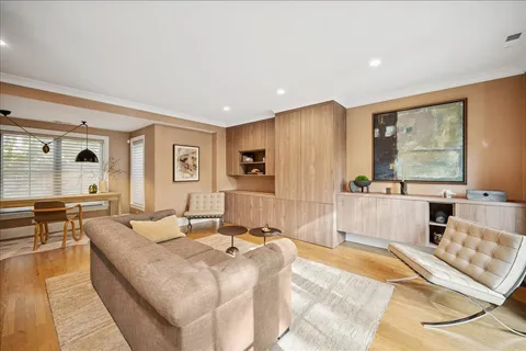 $1,995,000 | 335 Fairview Avenue, Winnetka, IL 60093