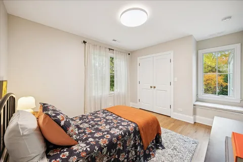 $1,995,000 | 335 Fairview Avenue, Winnetka, IL 60093