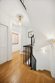 $1,995,000 | 335 Fairview Avenue, Winnetka, IL 60093