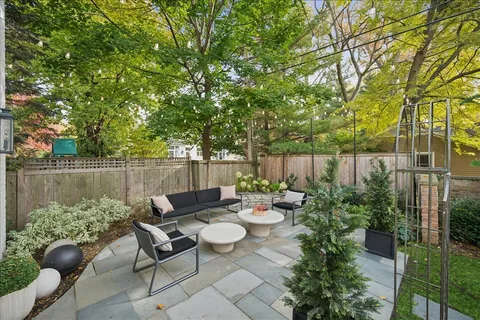 $1,995,000 | 335 Fairview Avenue, Winnetka, IL 60093