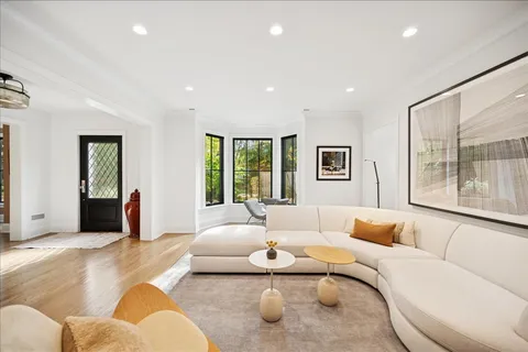 $1,995,000 | 335 Fairview Avenue, Winnetka, IL 60093