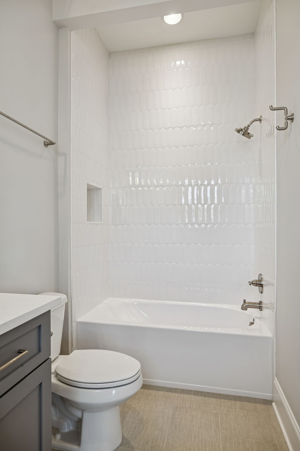 6080 Pasquo Road Nashville, TN 37221 - Photo 45 of 76 a bathroom with a sink a toilet and shower