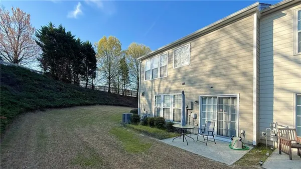 $2,300 | 3592 Gainesway Trace, Duluth, GA 30096