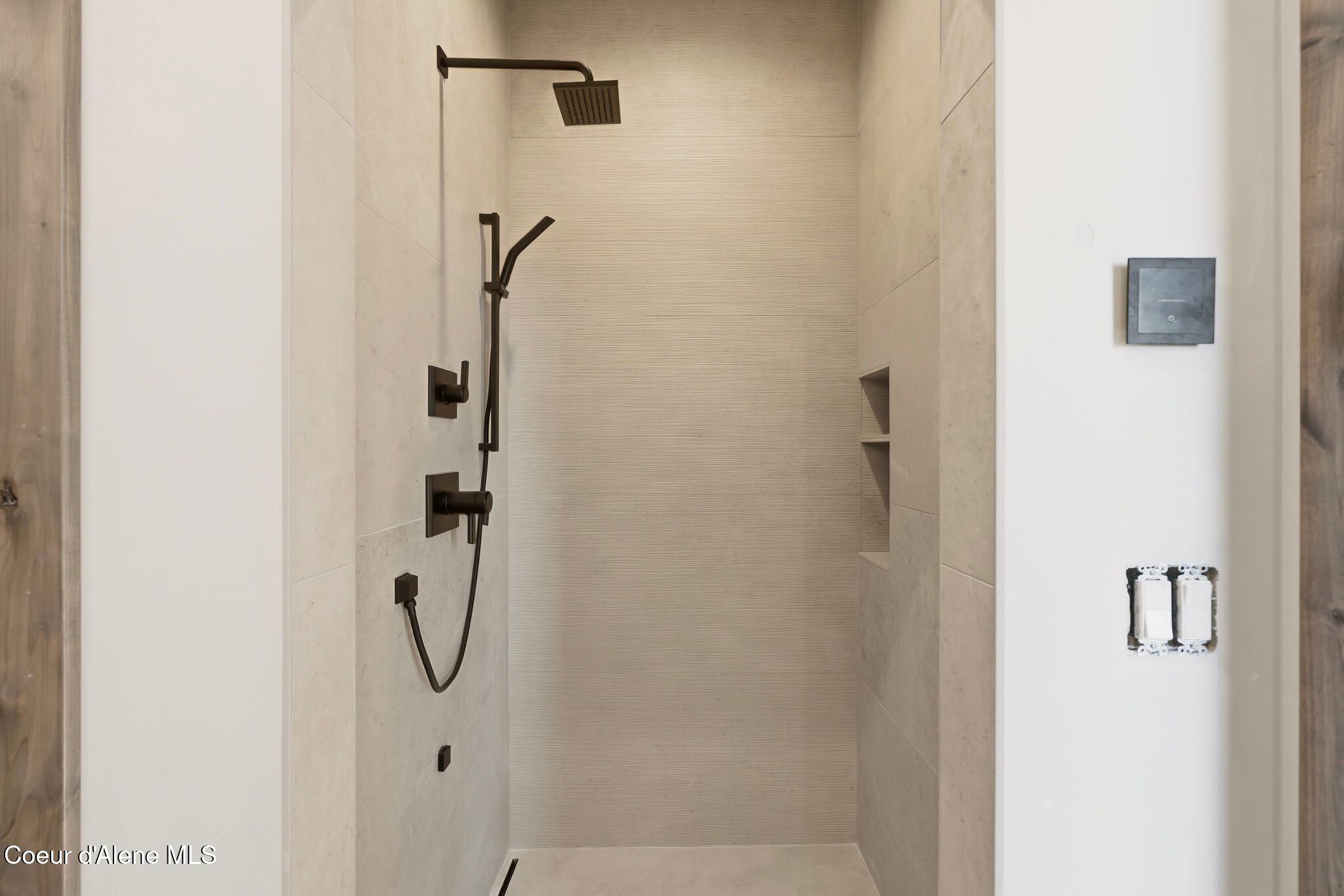 723 Tall Timber Road Sandpoint, ID 83864 - Photo 22 of 43 Master Bath