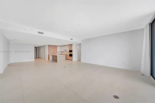$15,000 | 153 North Seabreeze Boulevard, Unit 801, Fort Lauderdale, FL 33304