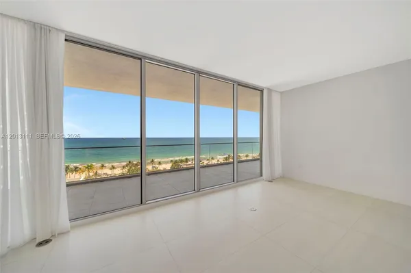 $15,000 | 153 North Seabreeze Boulevard, Unit 801, Fort Lauderdale, FL 33304