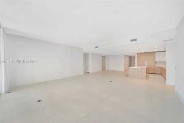$15,000 | 153 North Seabreeze Boulevard, Unit 801, Fort Lauderdale, FL 33304