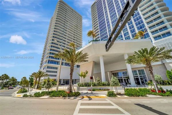 $15,000 | 153 North Seabreeze Boulevard, Unit 801, Fort Lauderdale, FL 33304