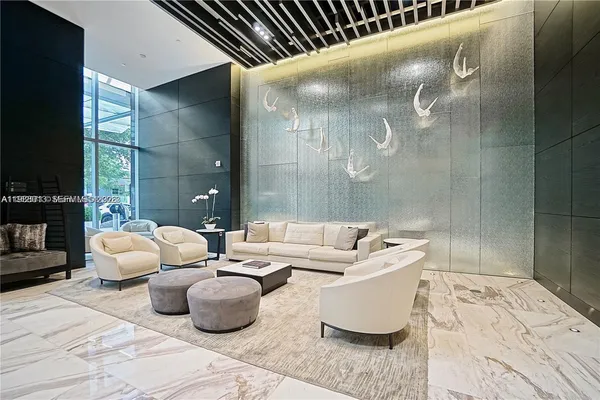 $7,500 | 851 Northeast 1st Avenue, Unit 4007, Miami, FL 33132