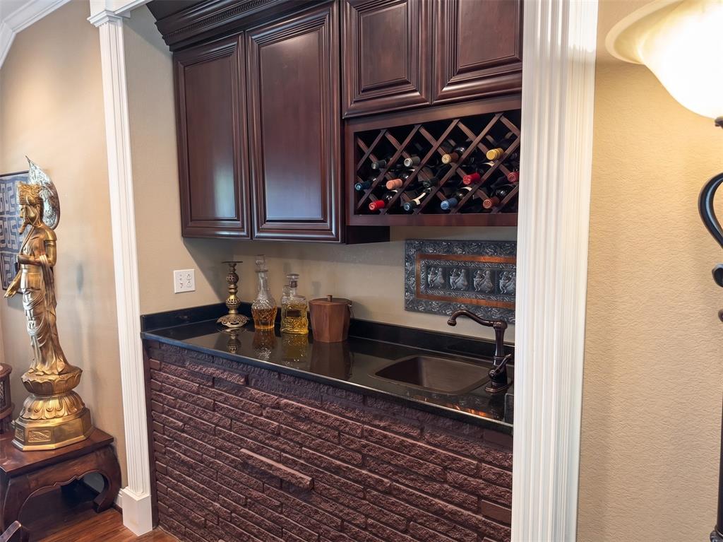 622 Ridgecrest Drive Irving, TX 75060 - Photo 7 of 24