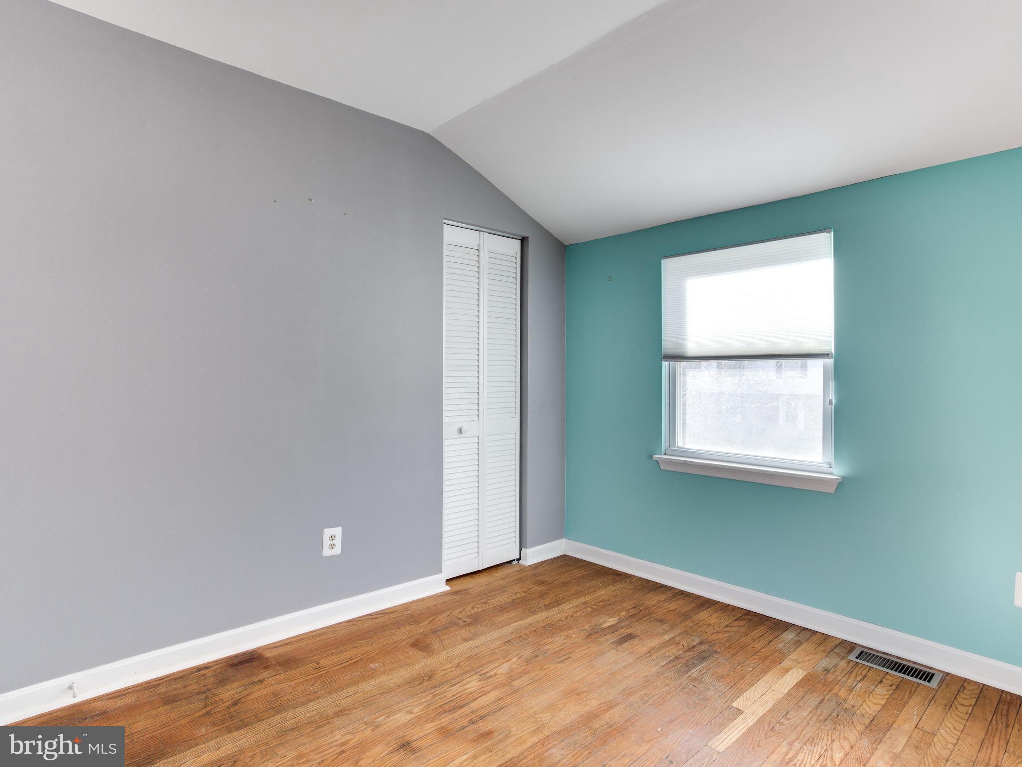 1240-7 Seven Oaks Road Baltimore, MD 21227 - Photo 14 of 23 Bedroom 2