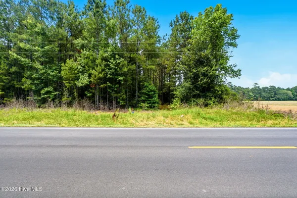 $649,000 | 422 Benton Road Southeast, Bolivia, NC 28422