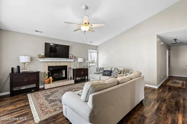 $259,000 | 2030 Derby Run Road, Jacksonville, NC 28546
