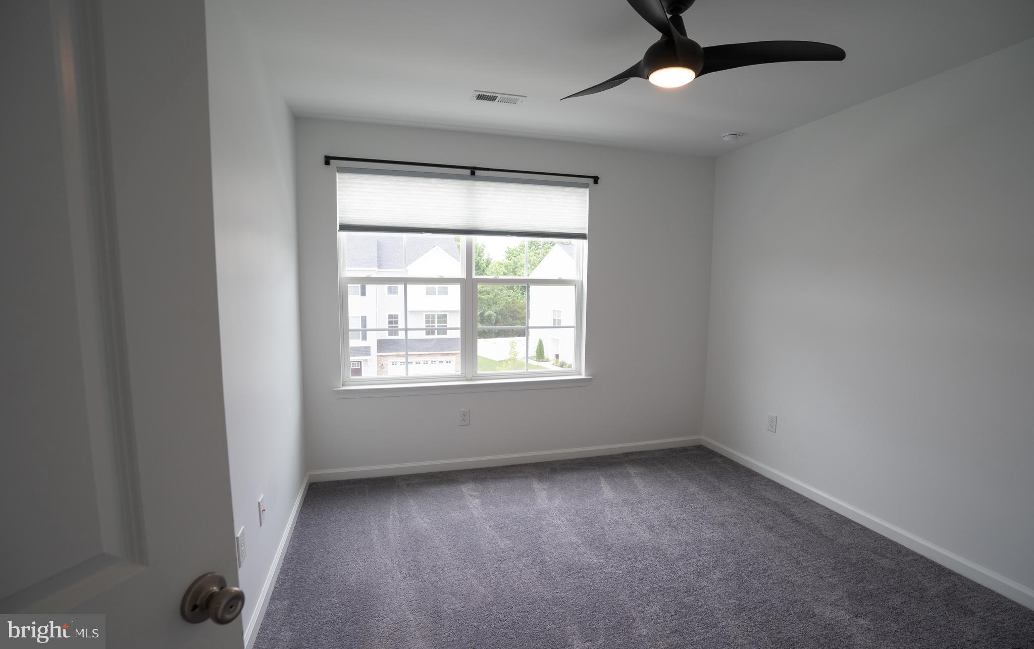 46 Aviary Road Thorofare, NJ 08086 - Photo 29 of 31 an empty room with a window
