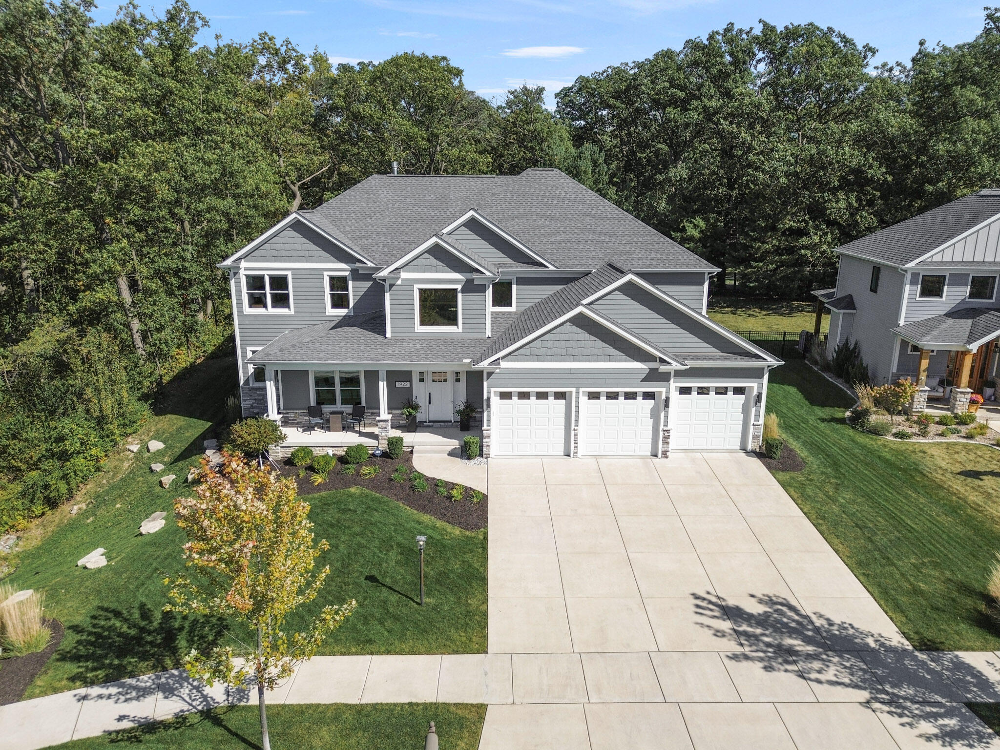 1922 Louis Drive Crown Point, IN 46307 - Photo 1 of 65 2048x1536